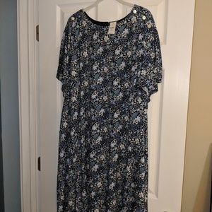BNWT Women's Plus Size Loft Dress size 22